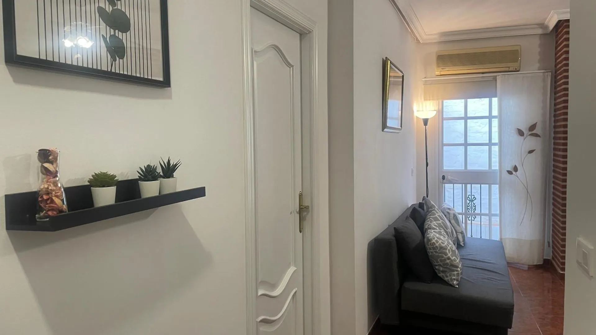 Laguna Center Apartment Fuengirola
