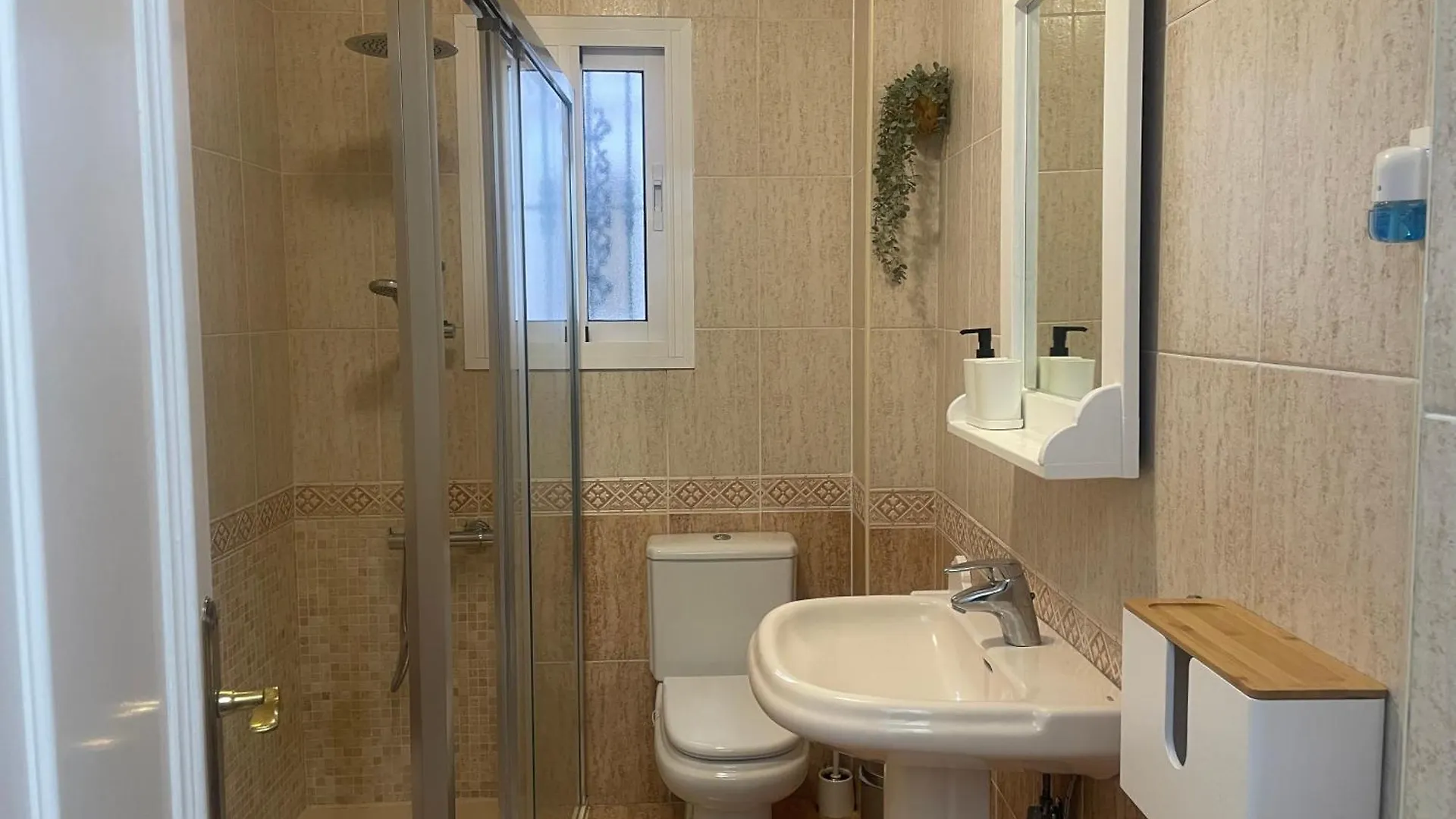 Laguna Center Apartment Fuengirola